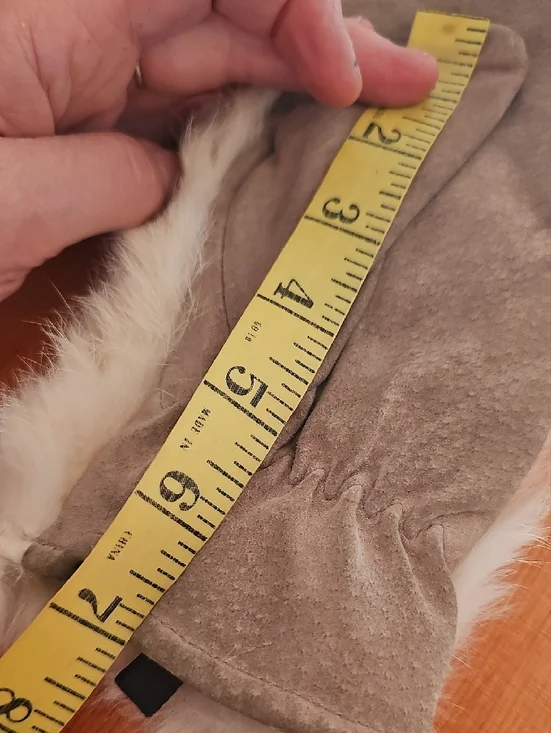 Vintage Rabbit Fur Mittens - Picture 8 of 10